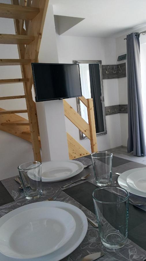 Over Lake-Domki,Apartamenty ميلنو المظهر الخارجي الصورة